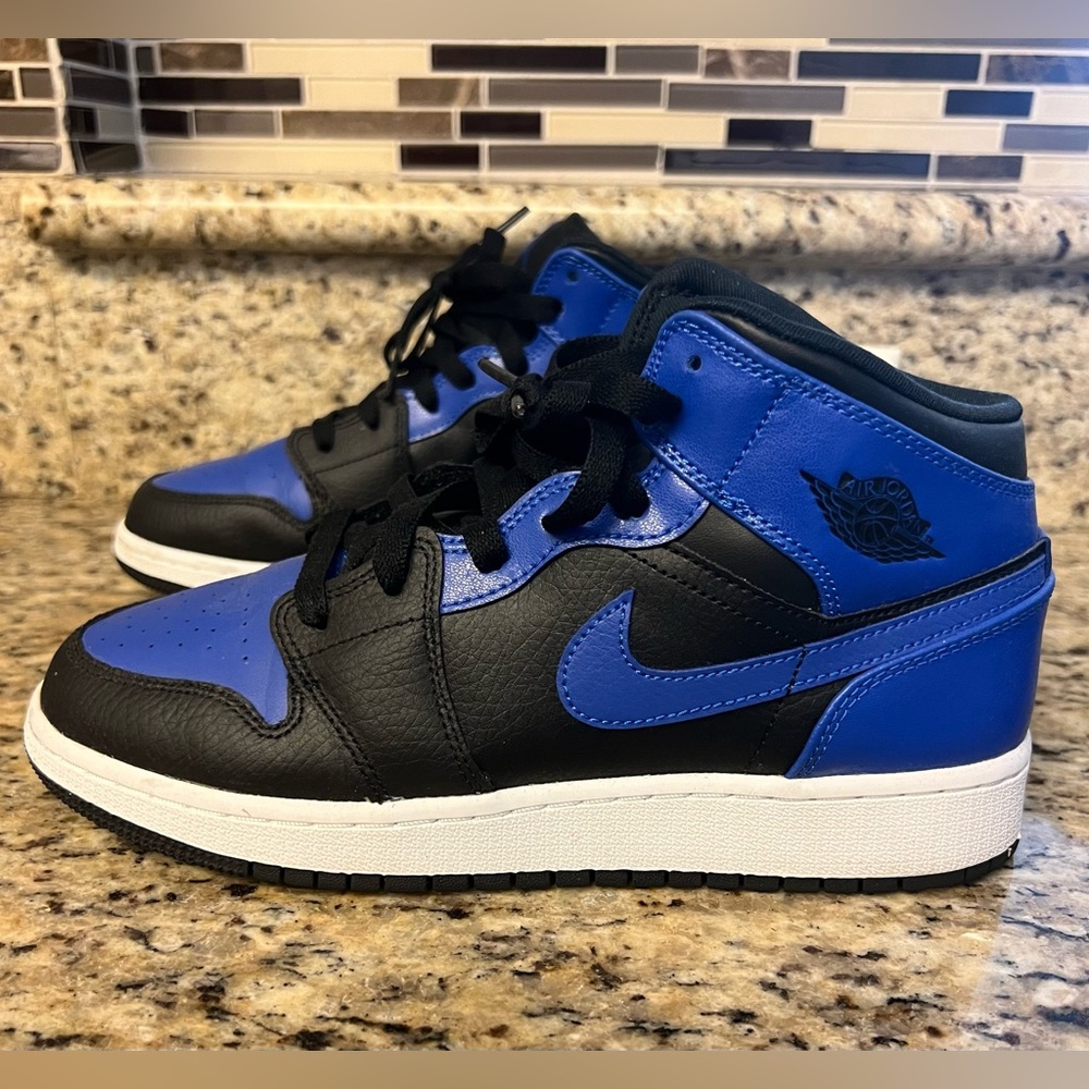 Big Kids Jordan 1 Mid 💫 💙 Hyper Royal 💙